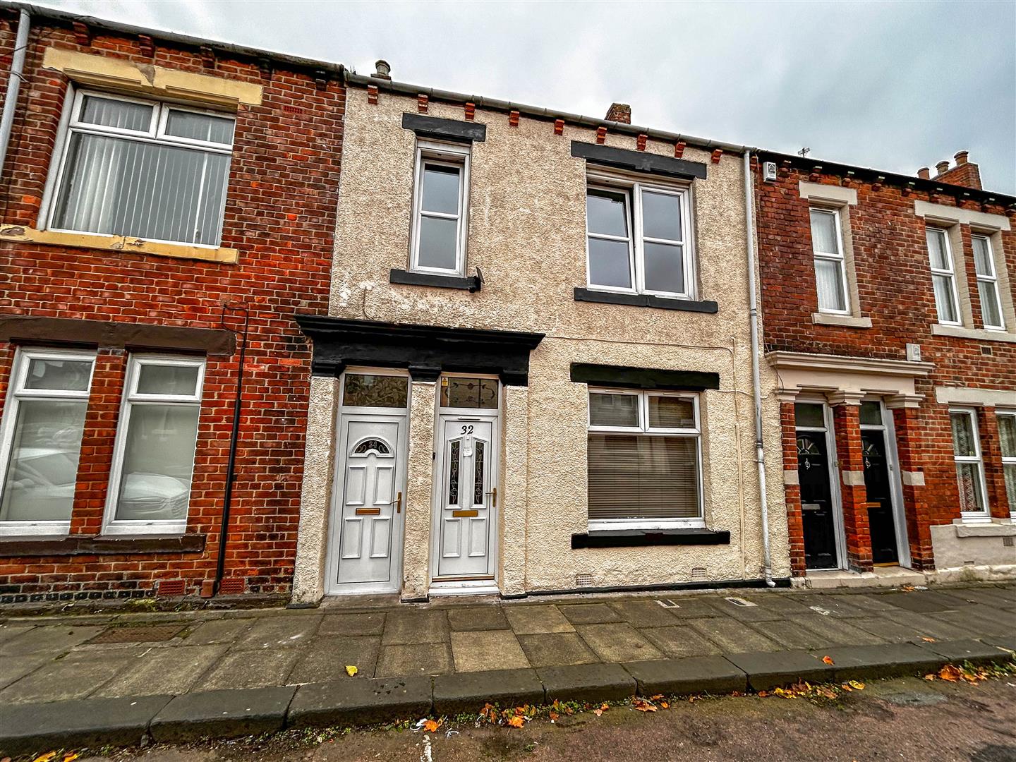 3 Bedroom Flat - Purpose Built